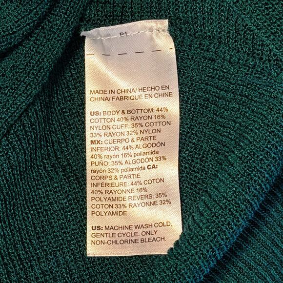 Chico’s XL Emerald Green Tunic Sweater — Flattering Twist Hem Easy Holiday Style - Picture 6 of 7